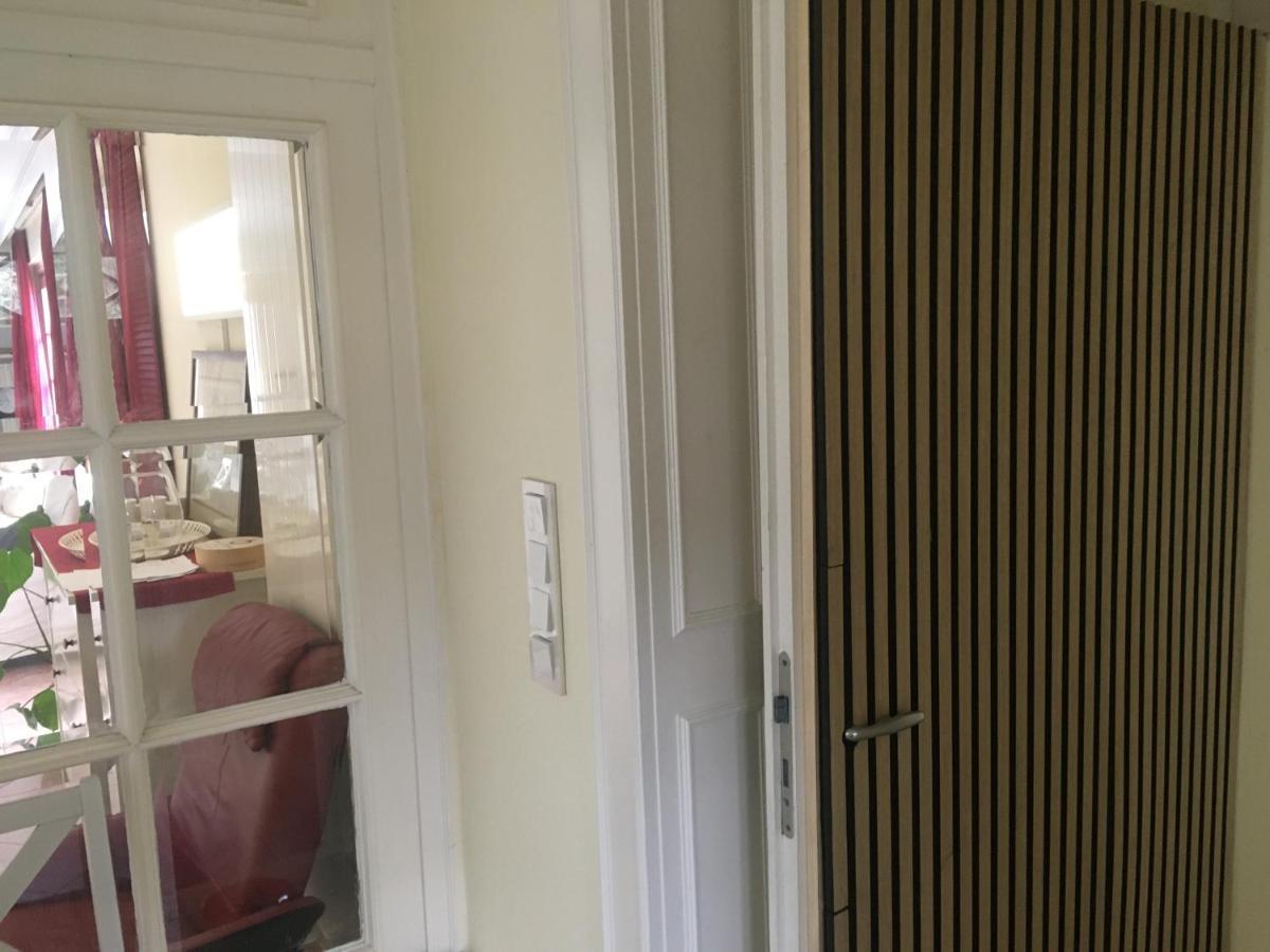 Budget-Unterkunft Im Wunderschonen Haus Mit Herrlichem Panoramablick Lüneburg Exteriör bild